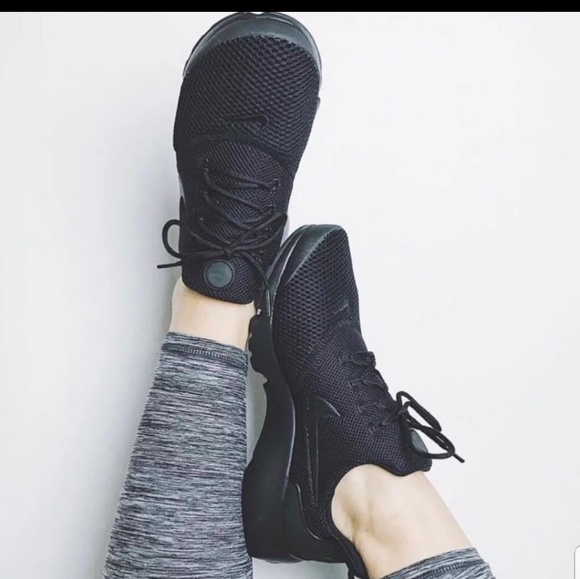 Nike Shoes - Nike Presto Fly WOMEN SIZE 8.5 IN YOUTH SIZE